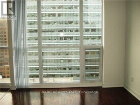770 Bay St. in Toronto, ON - Building Photo