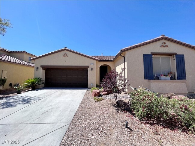 7473 Pepperbox Ave in Las Vegas, NV - Building Photo - Building Photo