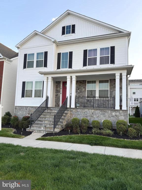 property at 14114 Dunlin St
