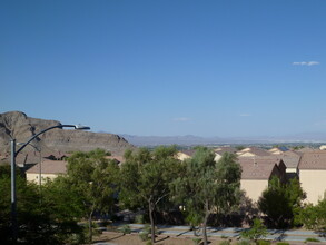 3544 Desert Cliff St, Unit 202 in Las Vegas, NV - Building Photo - Building Photo