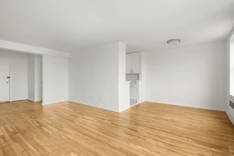 9602 4th Ave in Brooklyn, NY - Building Photo - Building Photo