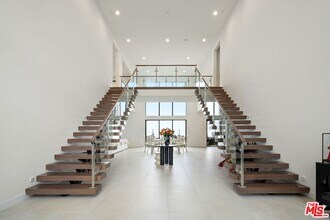 20244 Albion Wy in Los Angeles, CA - Building Photo - Building Photo