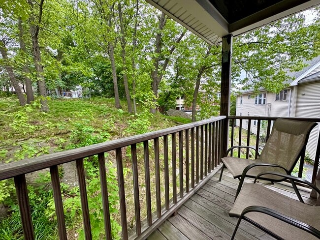 112 Colborne Rd, Unit 2