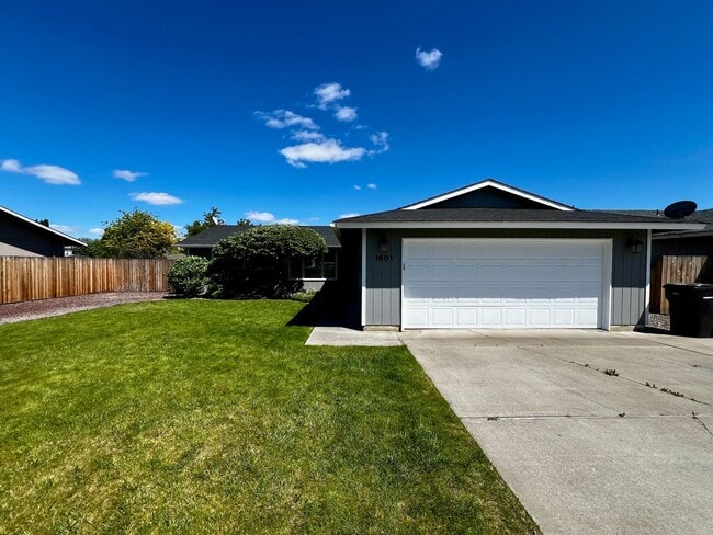 property at 1601 S 74th Ave