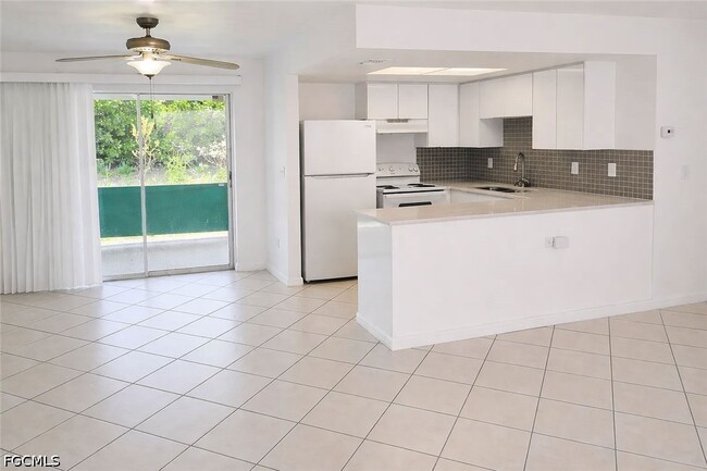 13430 Pine Needle Ln in Ft. Myers, FL - Building Photo - Building Photo