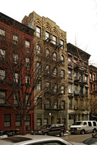 221 E 5th St in New York, NY - Building Photo