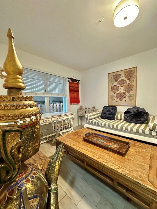 1611 Meridian Ave in Miami Beach, FL - Building Photo