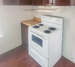 142 Windsor Ave in Colonial Heights, VA - Building Photo - Building Photo