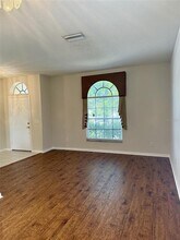 10211 Goldenbrook Way in Tampa, FL - Building Photo - Building Photo