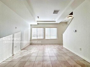 4876 Halifax Ct in Denver, CO - Building Photo - Building Photo