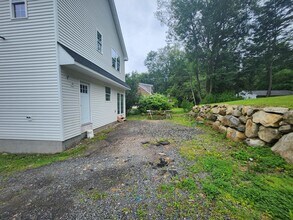 24 Hamilton Ave in Sloatsburg, NY - Building Photo - Building Photo
