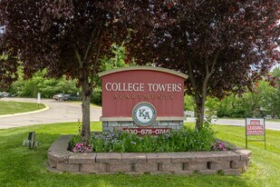 College Towers in Kent, OH - Building Photo