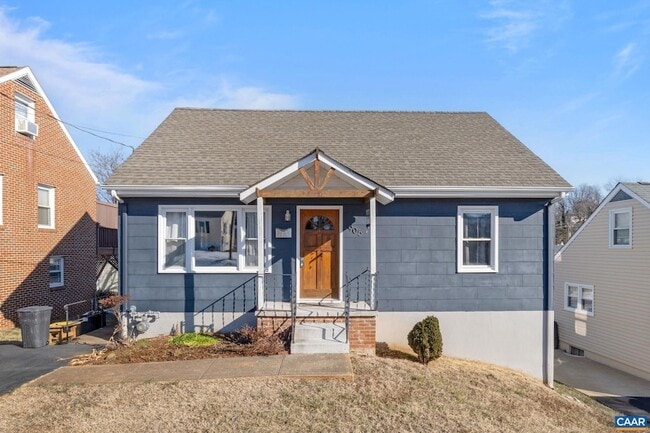 property at 905 Druid Ave