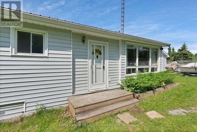 46 Hawke Dr in Kawartha Lakes, ON - Building Photo - Building Photo