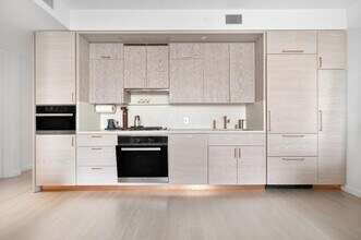 1 City Pt in Brooklyn, NY - Building Photo - Building Photo