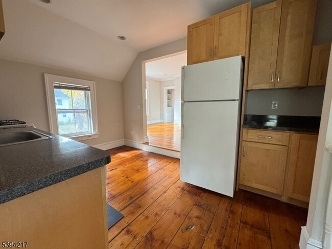 127 Midland Ave in Montclair, NJ - Building Photo - Building Photo