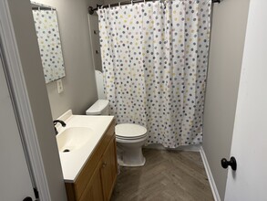 6523 Heathervale Ct, Unit 6523 Heathervale Court in Newburgh, IN - Foto de edificio - Building Photo