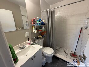 226 Parker Hill Ave, Unit 14 in Boston, MA - Foto de edificio - Building Photo