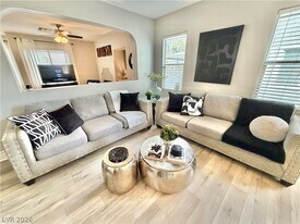 399 Center Green Dr in Las Vegas, NV - Building Photo