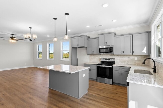 241 Susan Lynn Dr in Hazel Green, AL - Building Photo - Building Photo