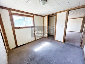 212 W Fir Ave in Mitchell, SD - Building Photo - Building Photo