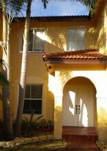 233 Maple Terrace in Davie, FL - Building Photo - Building Photo