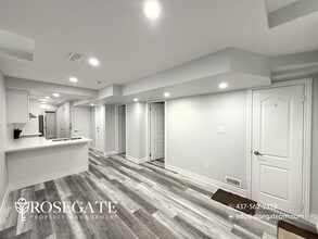 39 Lathbury St in Brampton, ON - Building Photo - Building Photo