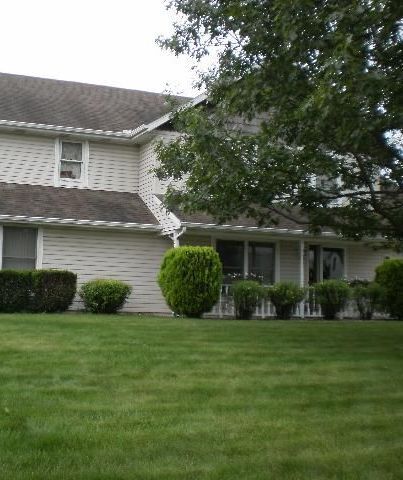 809 Antler Drive in Middlebury, IN - Building Photo