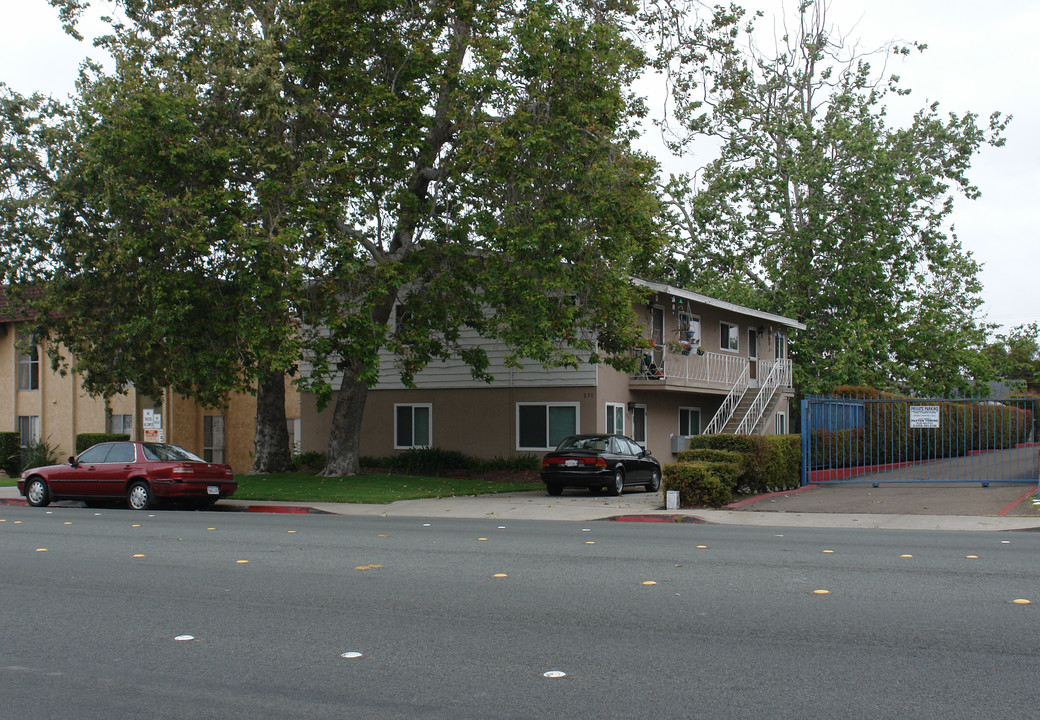 231 H St in Chula Vista, CA - Foto de edificio