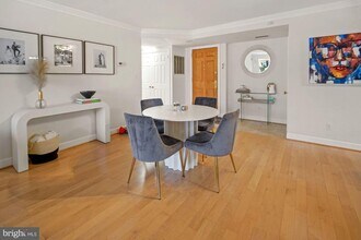 1080 Wisconsin Ave NW in Washington, DC - Building Photo - Building Photo