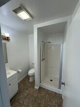 332 N Ave 57, Unit AA in Los Angeles, CA - Foto de edificio - Building Photo