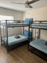 400 Oakridge Blvd, Unit 16 in Daytona Beach, FL - Building Photo - Building Photo