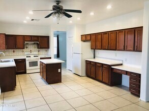 9940 E Medina Ave in Mesa, AZ - Building Photo - Building Photo