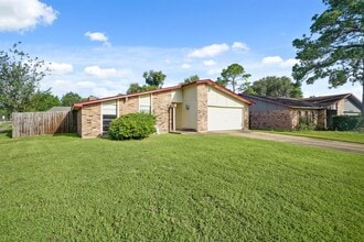 15822 Danford Dr in Houston, TX - Building Photo - Building Photo