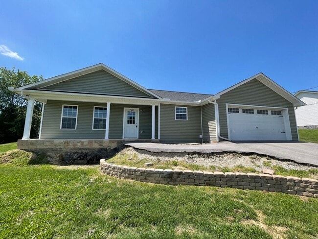 property at 2042 Jonathan Dr