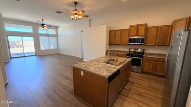 22156 N Sunset Dr in Maricopa, AZ - Building Photo - Building Photo