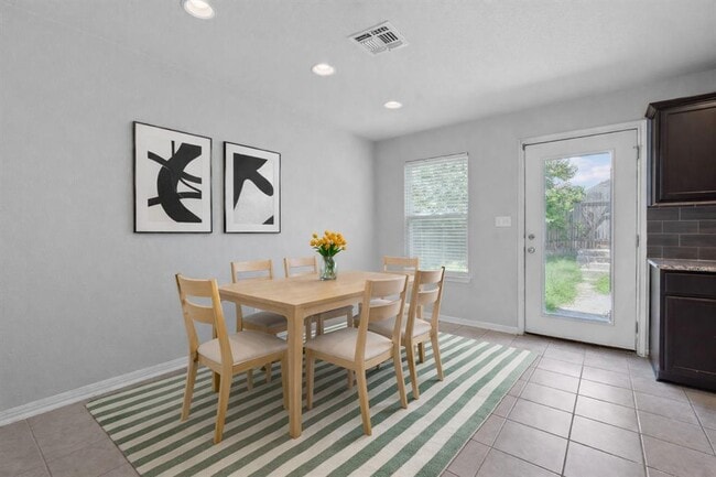 134 Friendship Oak Dr in San Marcos, TX - Building Photo - Building Photo