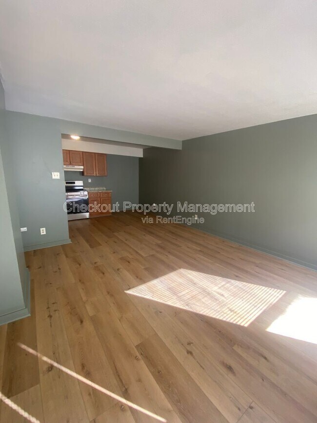 3725 Morgan Ford Rd in St. Louis, MO - Building Photo - Building Photo