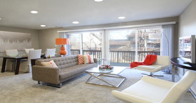Latvian Village Apartments in Omaha, NE - Building Photo - Building Photo