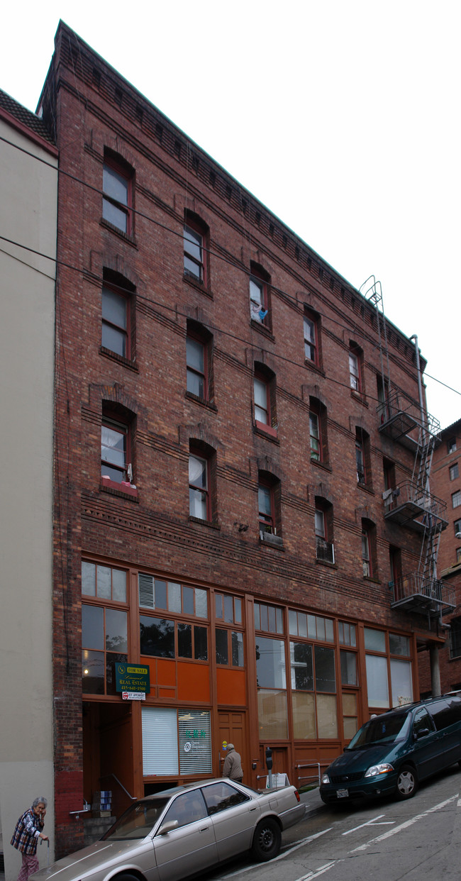 937-949 Clay St in San Francisco, CA - Foto de edificio - Building Photo