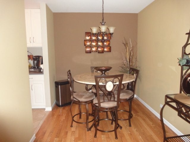 2A Kingery Quarter in Willowbrook, IL - Building Photo - Building Photo