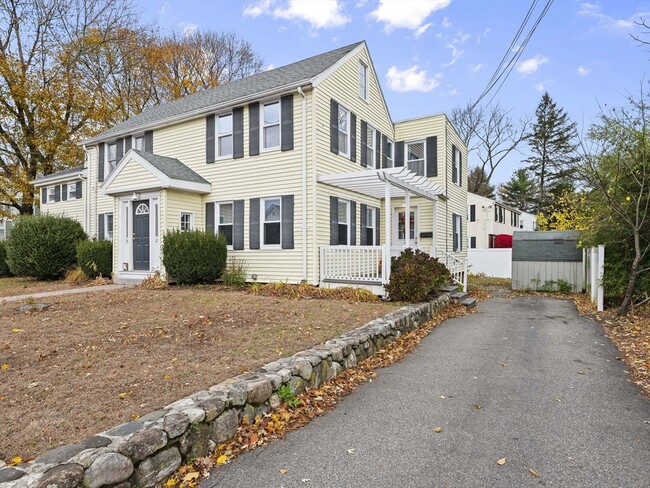 27 Kilby St in Woburn, MA - Building Photo - Building Photo