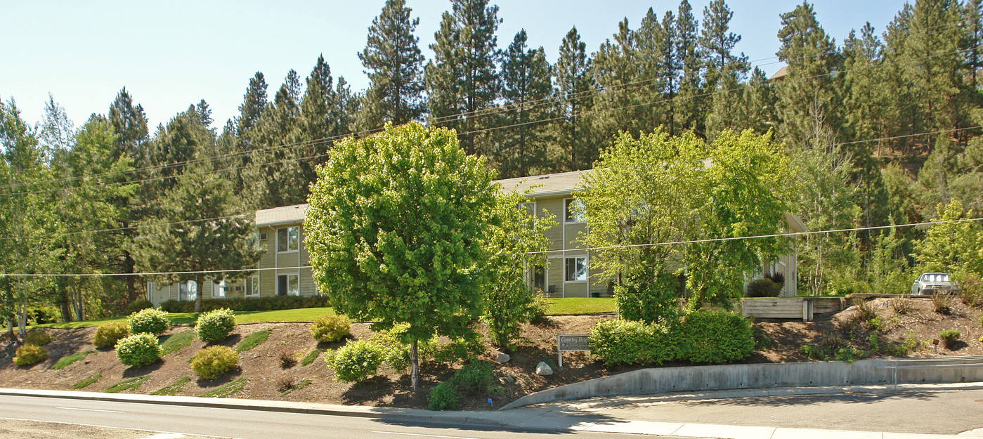 Country Heights Apartments in Spokane, WA - Building Photo