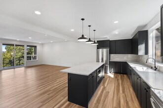 10711 Vernon Rd in Lake Stevens, WA - Building Photo - Building Photo