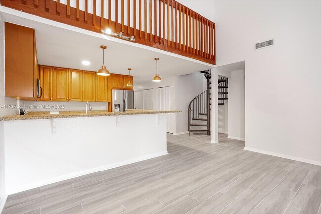 617 Woodgate Ln in Sunrise, FL - Building Photo - Building Photo
