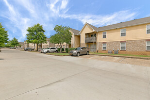 Parkview Apartments in Jackson, TN - Building Photo