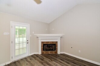7663 Delta Lakes Blvd in Walls, MS - Building Photo - Building Photo