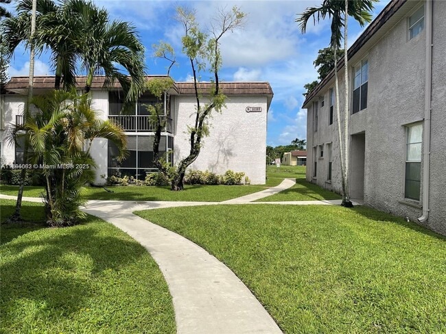 property at 10389 N Kendall Dr