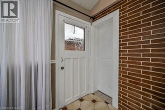 44 Aldridge St in Hamilton, ON - Building Photo - Building Photo