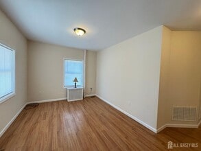 154 George St in South Amboy, NJ - Building Photo - Building Photo